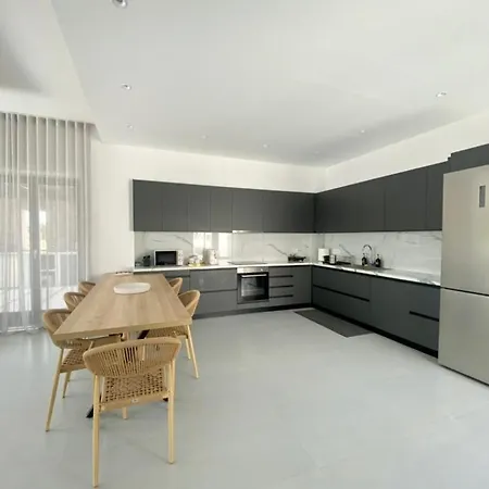 Gbr 1 - Golden Residences